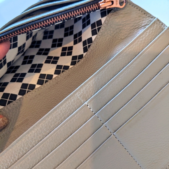 Status Anxiety Triple Threat Leather Wallet Grey + Rose Gold hardware - Picture 4 of 7